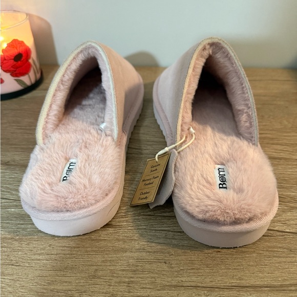 BORN Blush/Soft Pink Leather Slippers, NWT - Picture 5 of 6